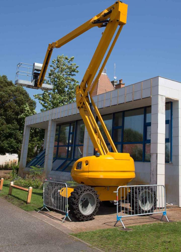 Air conditioning and wall-mounted heat pump Granby