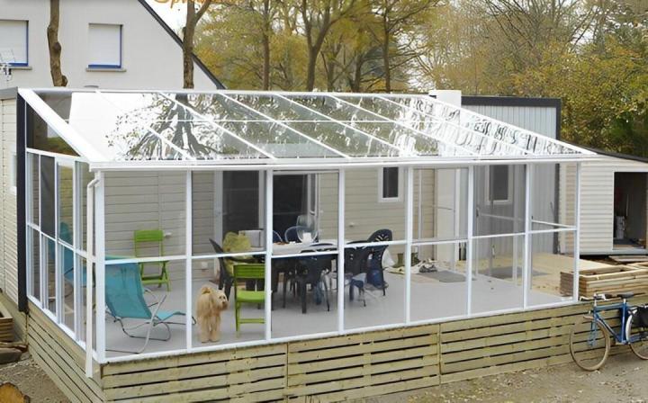 Pose de solarium et d'auvent Granby